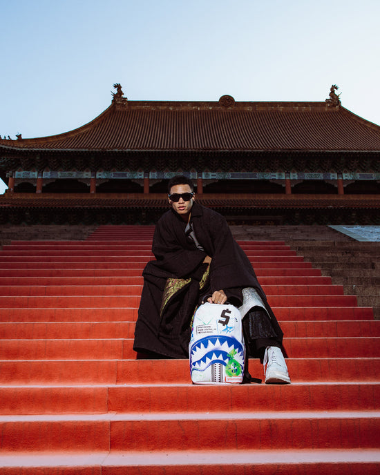 Sprayground SHARK CENTRAL CUT OUT FOR GREATNESS DLXSV BACKPACK