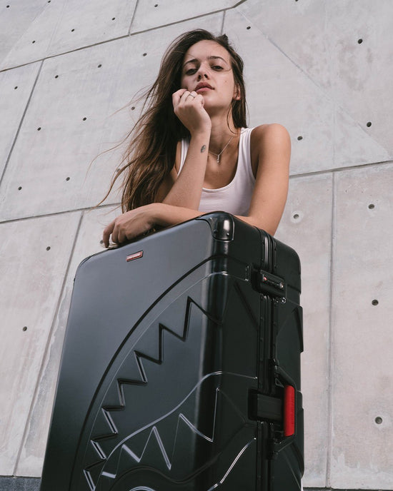 Sprayground SHARKITECTURE MOLDED 29” FULL-SIZE LUGGAGE
