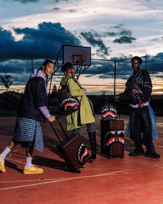 Sprayground SHARKS IN PARIS BLUR EFFECT CARRY-ON LUGGAGE