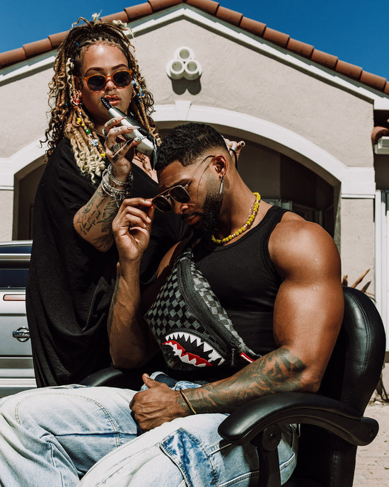 Sprayground SHARKS IN PARIS THUNDERDRIP SAVVY CROSSBODY