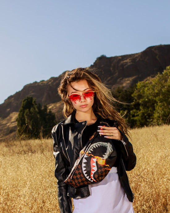 Sprayground SHARKS IN PARIS UNSTOPPABLE SAVVY CROSSBODY