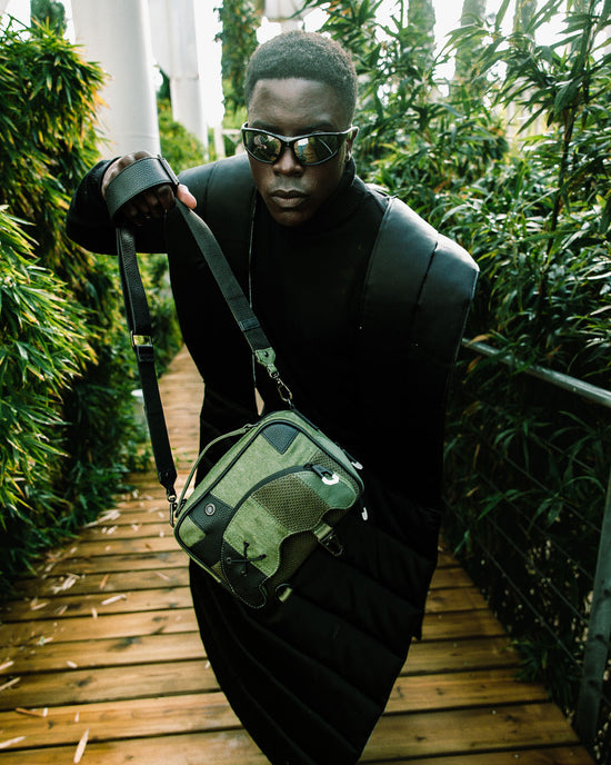 Sprayground SPECIAL OPS OPERATION SUCCE$$ BRICKSIDE TOILETRY MESSENGER BAG