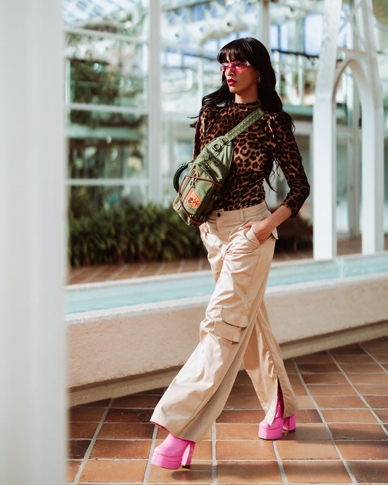 Sprayground SPECIAL OPS SHARK SQUAD CARGO CROSSBODY