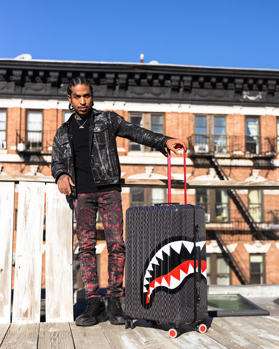 Sprayground SPRAYGATTI REVV SHARKNAUTICS HARDSHELL FULL-SIZE LUGGAGE