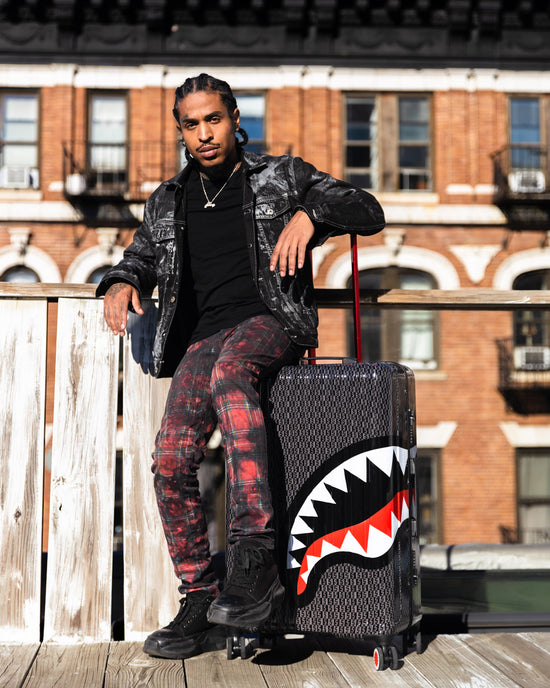 Sprayground SPRAYGATTI REVV SHARKNAUTICS HARDSHELL FULL-SIZE LUGGAGE