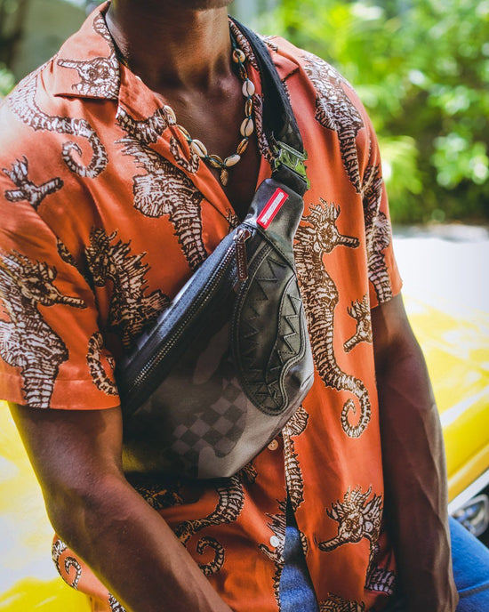 Sprayground 3AM NEVER SLEEP SAVVY CROSSBODY