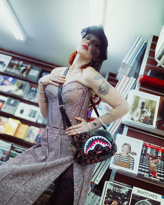 Sprayground BIG SKY FUR SHARK MESSENGER BRICK BAG