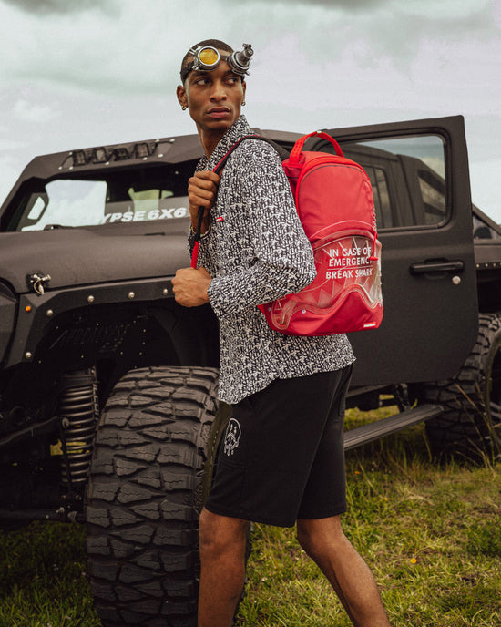 Sprayground BREAK IN CASE OF EMERGENCY SHARK (DLXR)