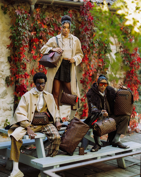 Sprayground FROM PARIS WITH LOVE CROSSOVER CLUTCH