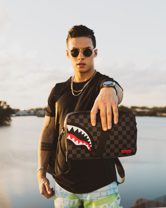 Sprayground HENNY AIIR TO THE THRONE TOILETRY BAG