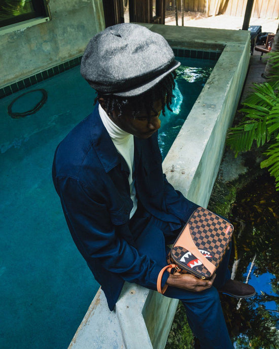 Sprayground HENNY AIR TO THE THRONE TOILETRY