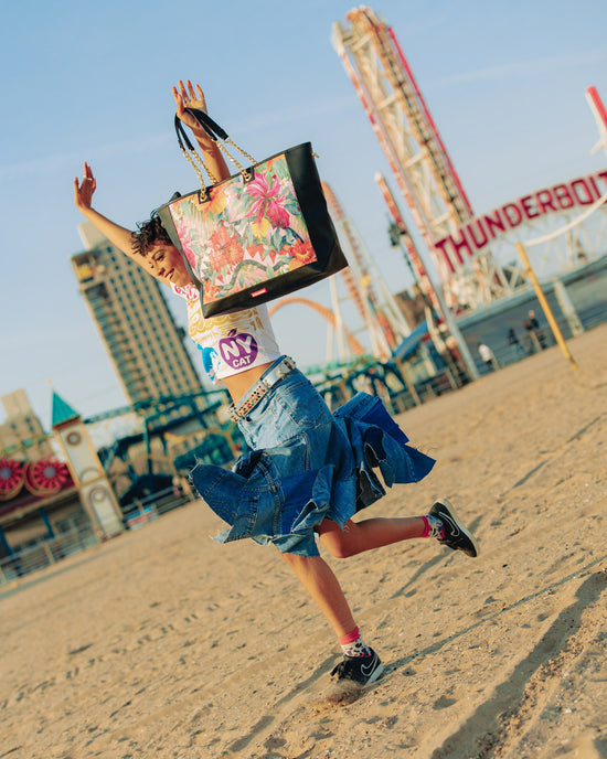 Sprayground HUMMINGBIRD SHARK PRECISION TOTE