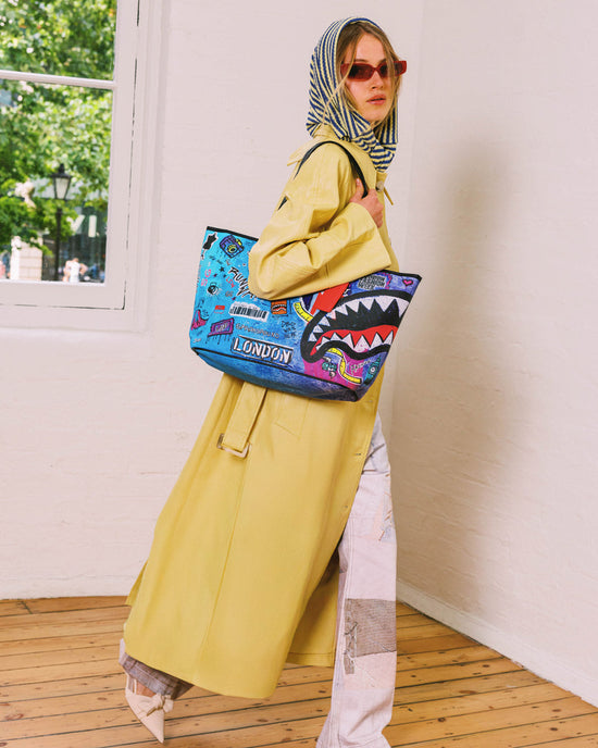 Sprayground LONDON FASHION WEEK RUNWAY READY TOTE