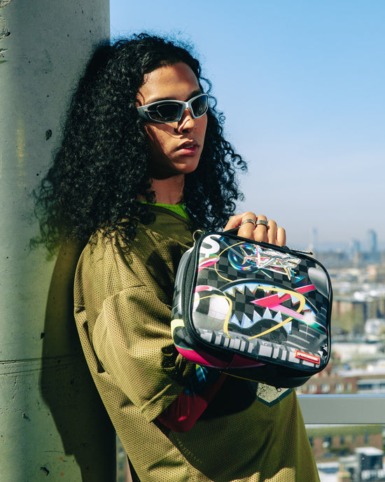 Sprayground MIND TRIP SHARK DOSE SNACKPACK