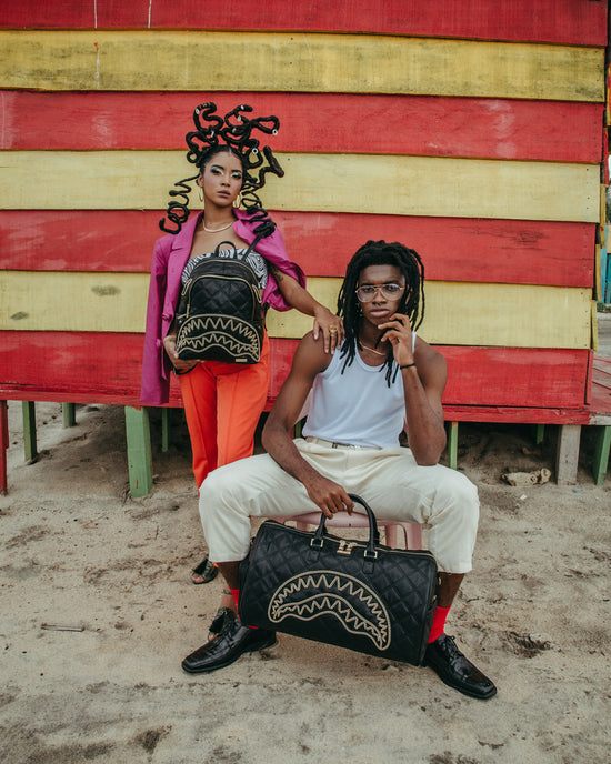 Sprayground NOIR QUILT GOLD CHAIN SHARK DUFFLE