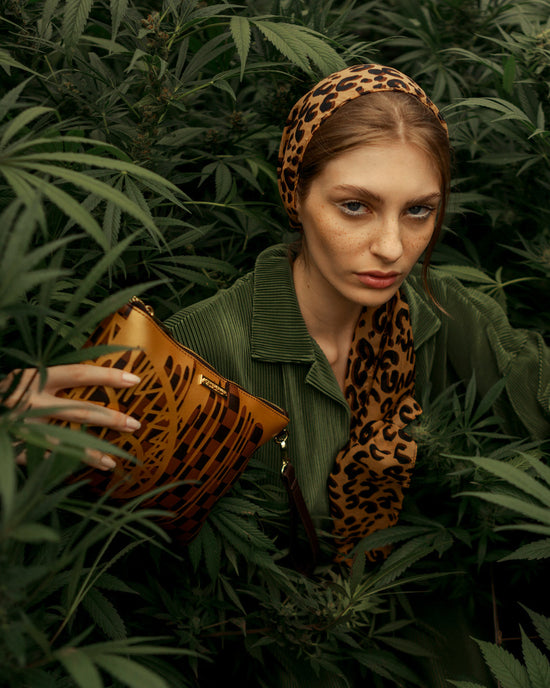 Sprayground PARIS PAINT CROSSOVER CLUTCH