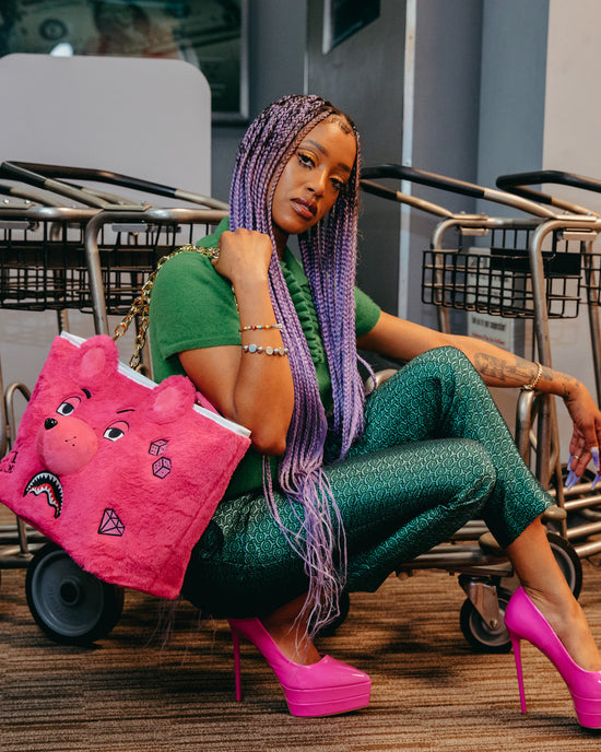 Sprayground PLUSH MONEYBEAR TOTE (PINK)