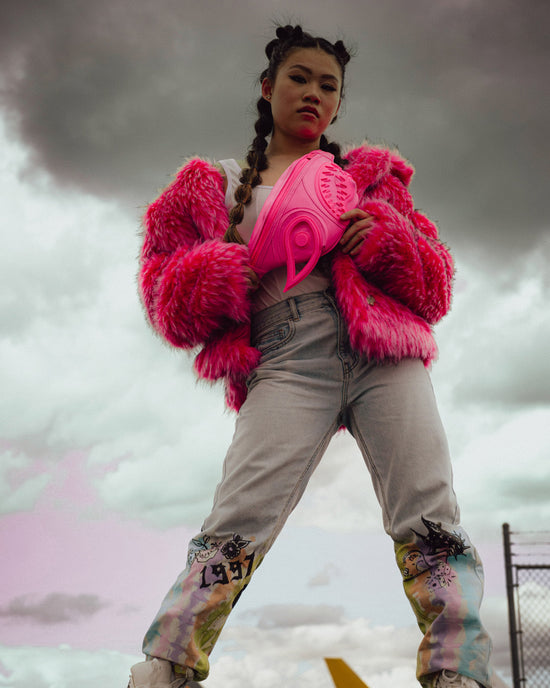 Sprayground SAKURA SHOCK WAVE SAVVY CROSSBODY