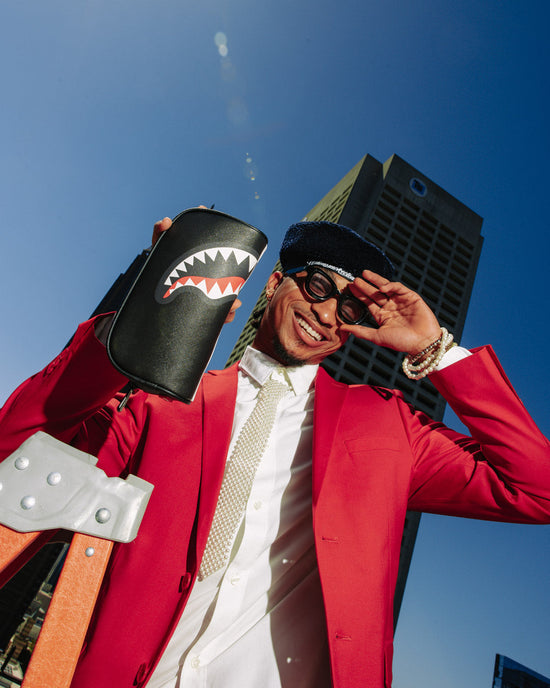 Sprayground SHARK CENTRAL SATURDAYS POUCH