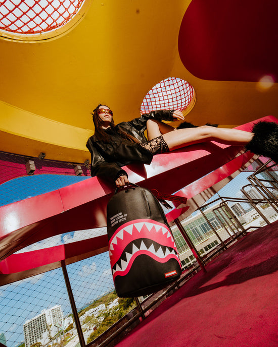 Sprayground SHARK CENTRAL SORBET DLXSV BACKPACK