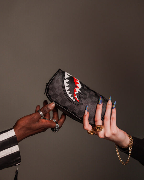 Sprayground SHARKS IN PARIS THUNDERDRIP POUCH