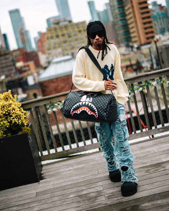 Sprayground SNOOPY DAY OFF DUFFLE