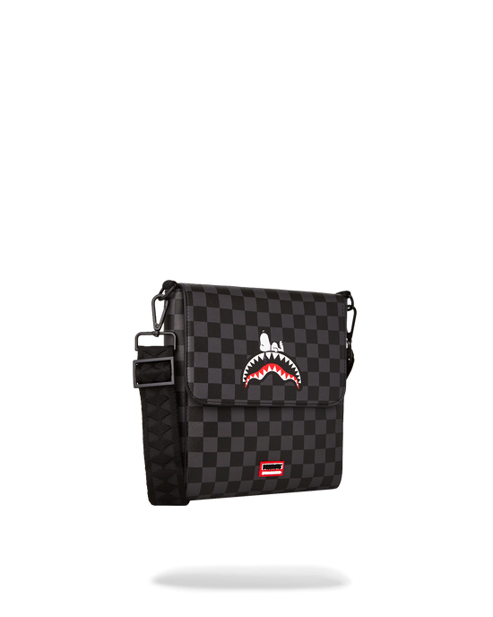 Sprayground SNOOPY DAY OFF MESSENGER SLING BAG