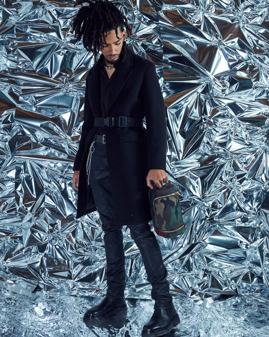 Sprayground THE PARADOXX SHARK TOILETRY BAG