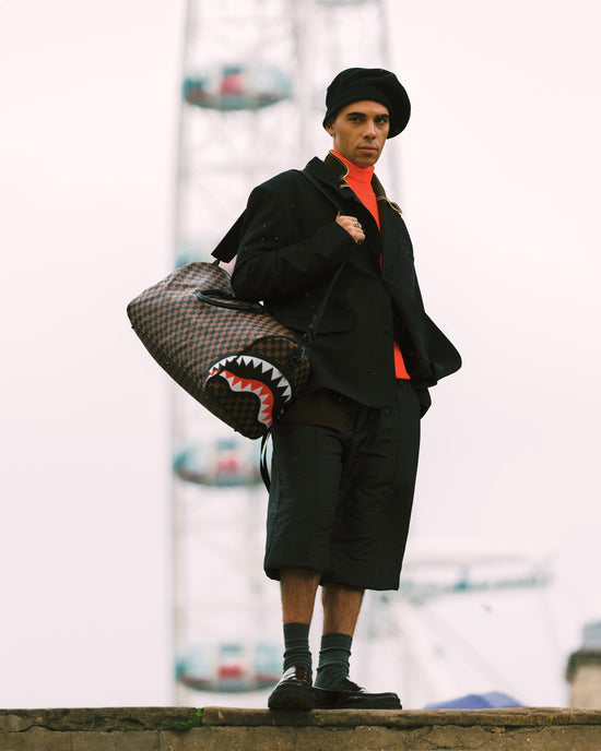 Sprayground THE PRIVATE JET SHARK CLUB DUFFLE