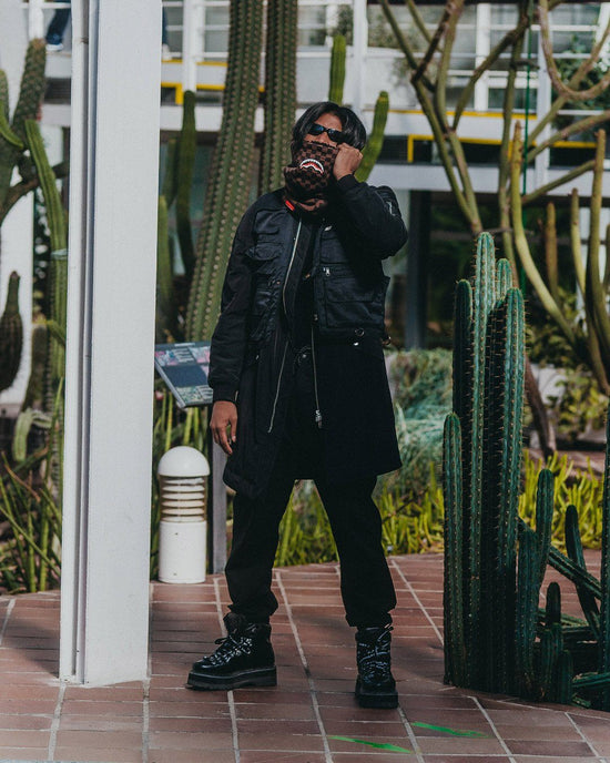 Sprayground XTC SHARKS IN PARIS NECK WARMER