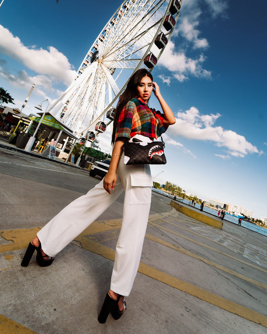 Sprayground TRIPLE DECKER HEIR TO THE THRONE CROSSOVER CLUTCH