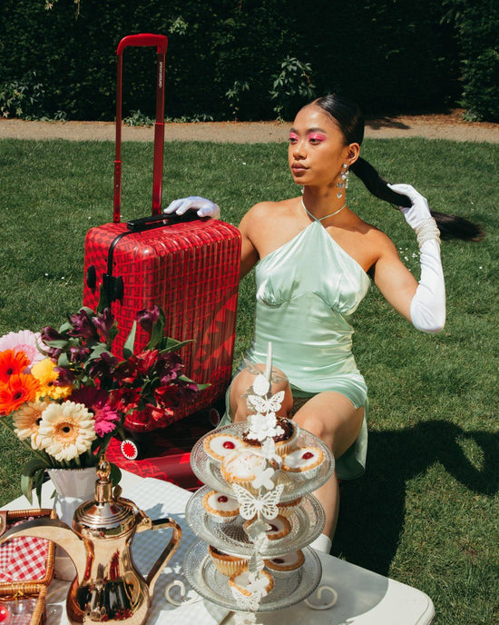 Sprayground VENI VIDI VICI SHARKNAUTICS HARDSHELL CARRY-ON LUGGAGE