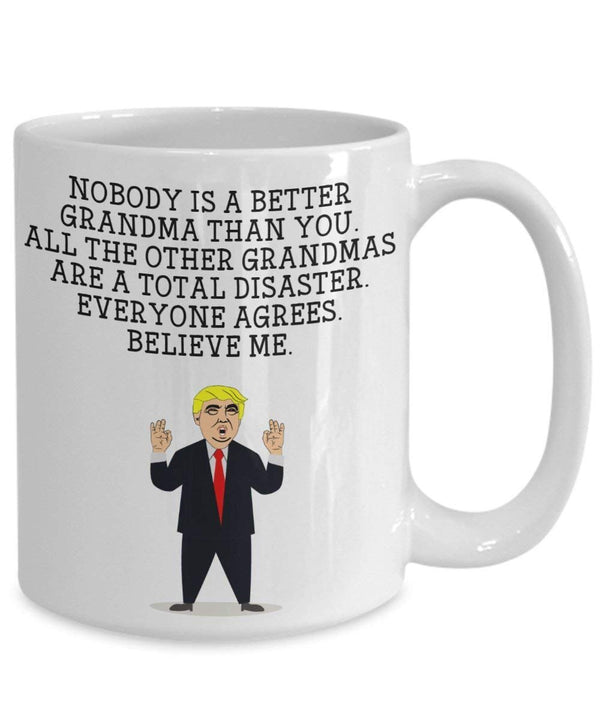 Spreadpassion Funny Grandmatrump Head Becher – Donald Trump Kaffeetasse – Neuheit Geschenkidee Oma Gag Idee Präsident