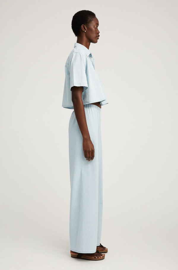 Sprwmn Light Blue Chambray Short Sleeve Cropped Button Down Charlie