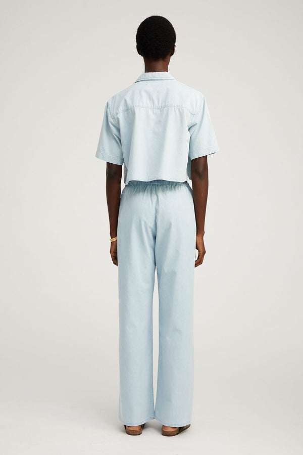 Sprwmn Light Blue Chambray Short Sleeve Cropped Button Down Charlie