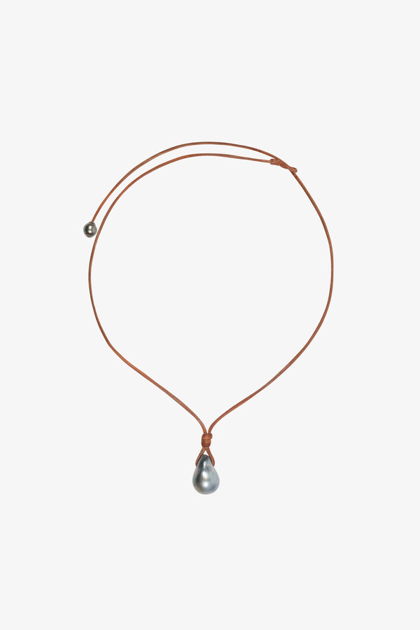 sprwmn Black Gerard Baroque Pendant BLACK