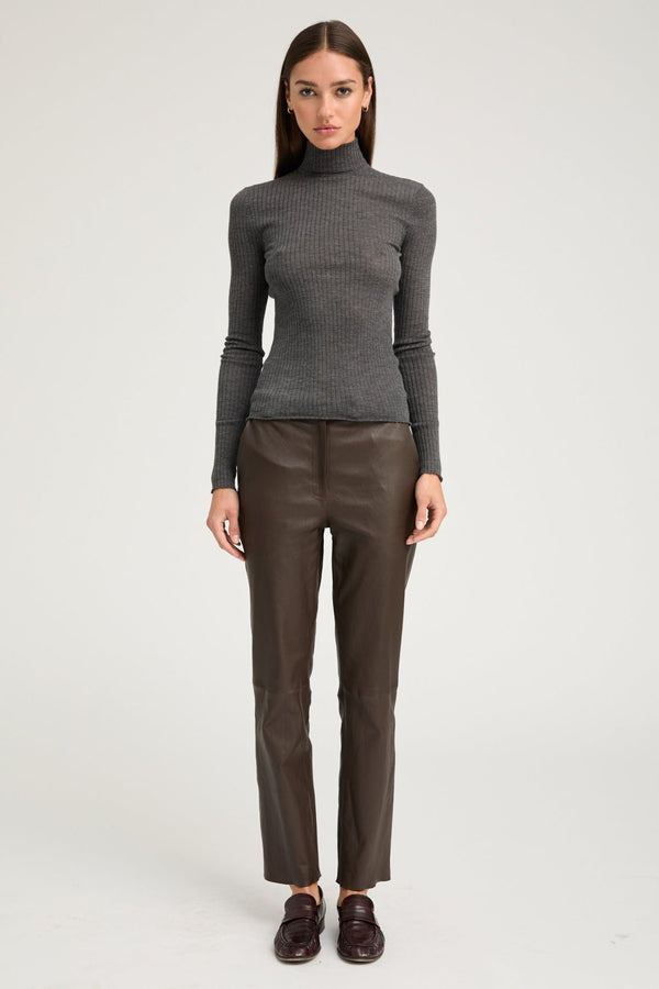Sprwmn Charcoal Cashmere Mock Neck