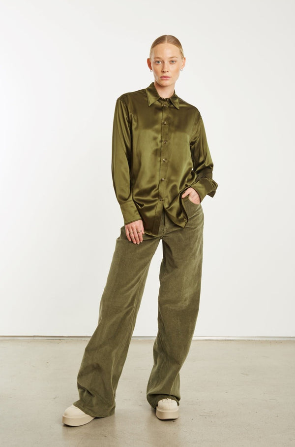 Sprwmn Silk Slim Button Down Moss