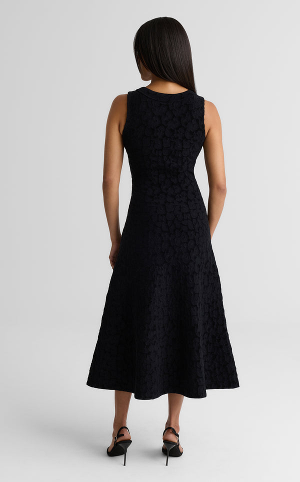 St. John Belinda Dress In Velvet Leopard Jacquard BKMU