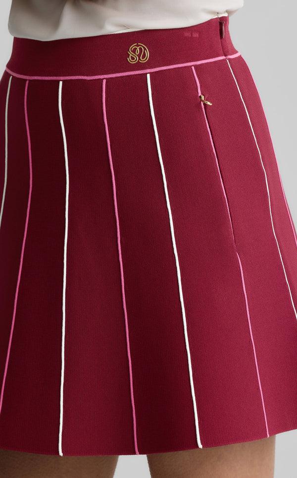 St. John Serena Skirt In St. John X Malbon Santa Roma Knit GCRW