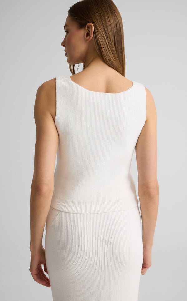 St. John Abigail Top In Redondo Rib Knit BW00