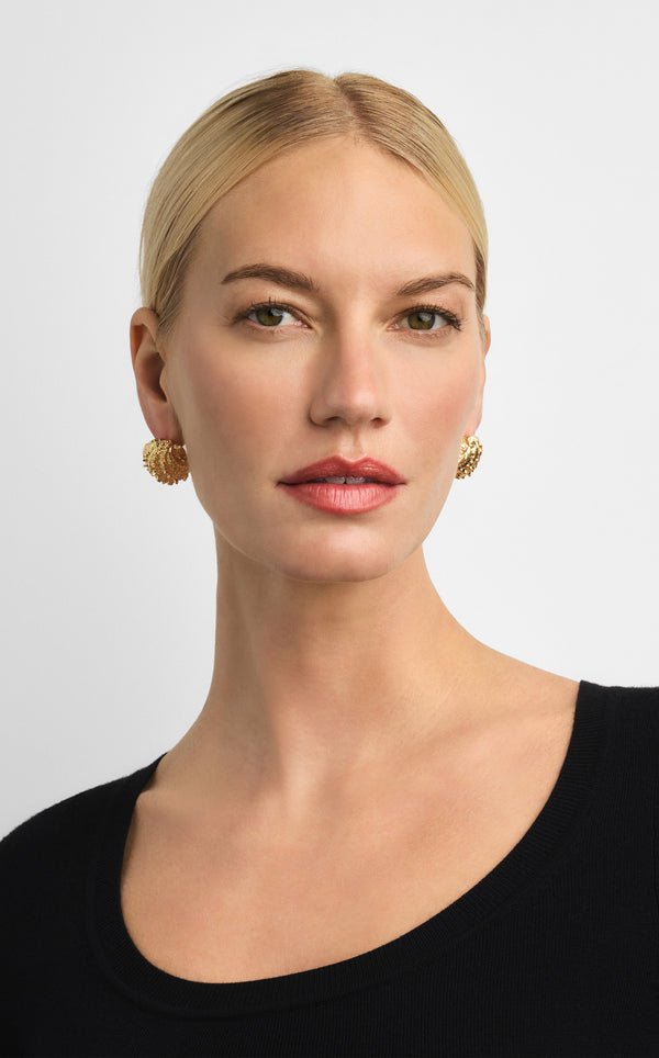 St. John Christina Caruso Small Shell Earrings GD00