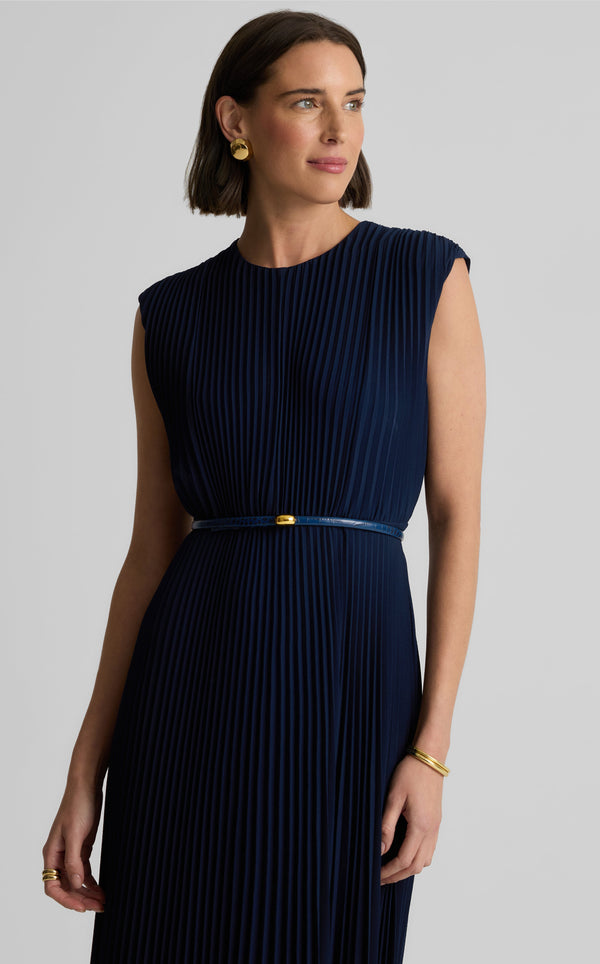 St. John Emery Gown In Lightweight Crepe NV00