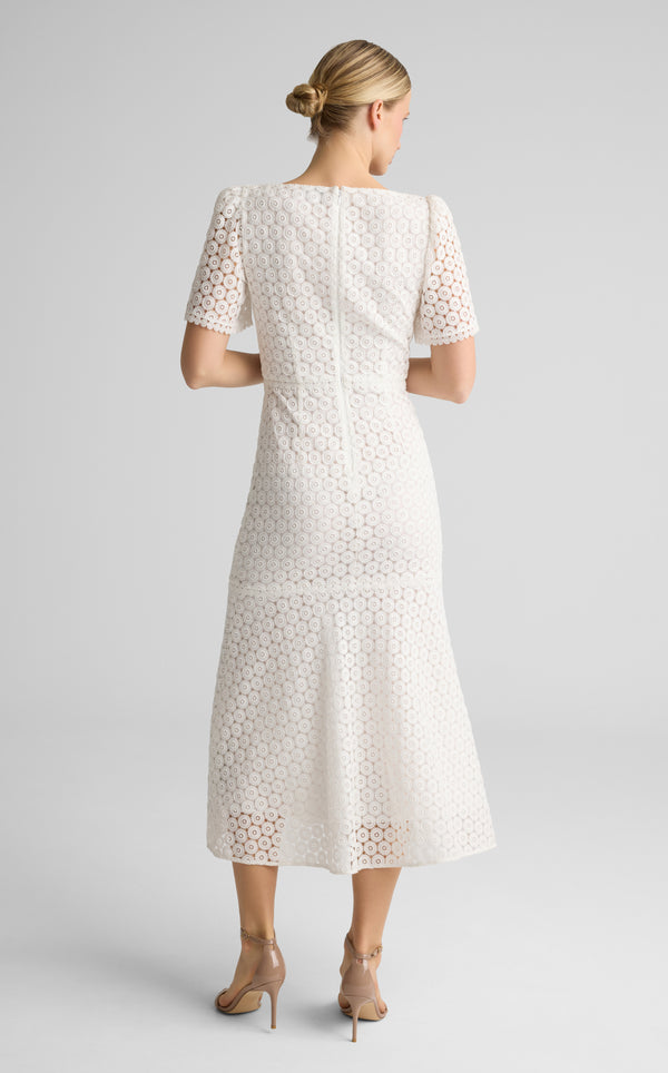 St. John Fiorella Dress In Geometric Eyelet BW00
