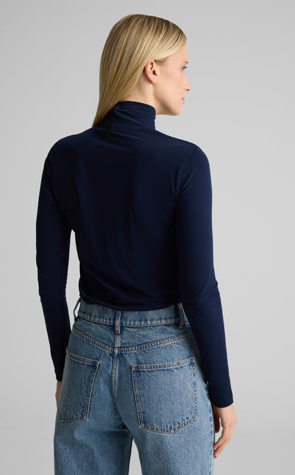 St. John Long Sleeve T-Neck Shell NV00