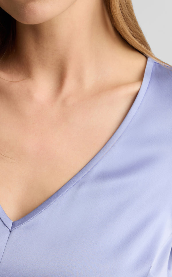 St. John Vera Top In Liquid Satin IRIS