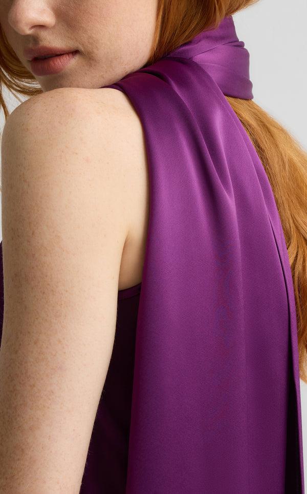 St. John Winslet Wrap In Liquid Satin BOYB