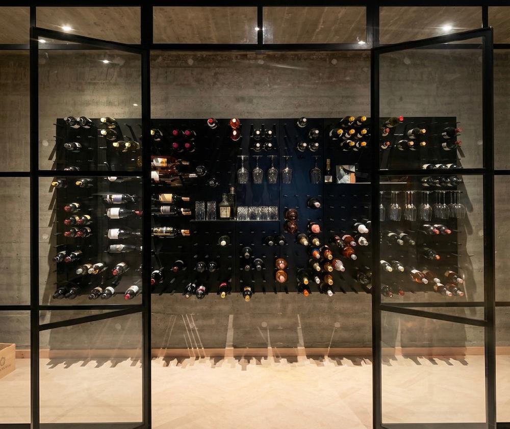 Stact Modern Wine Shelf System STACT Premier - BlackOut