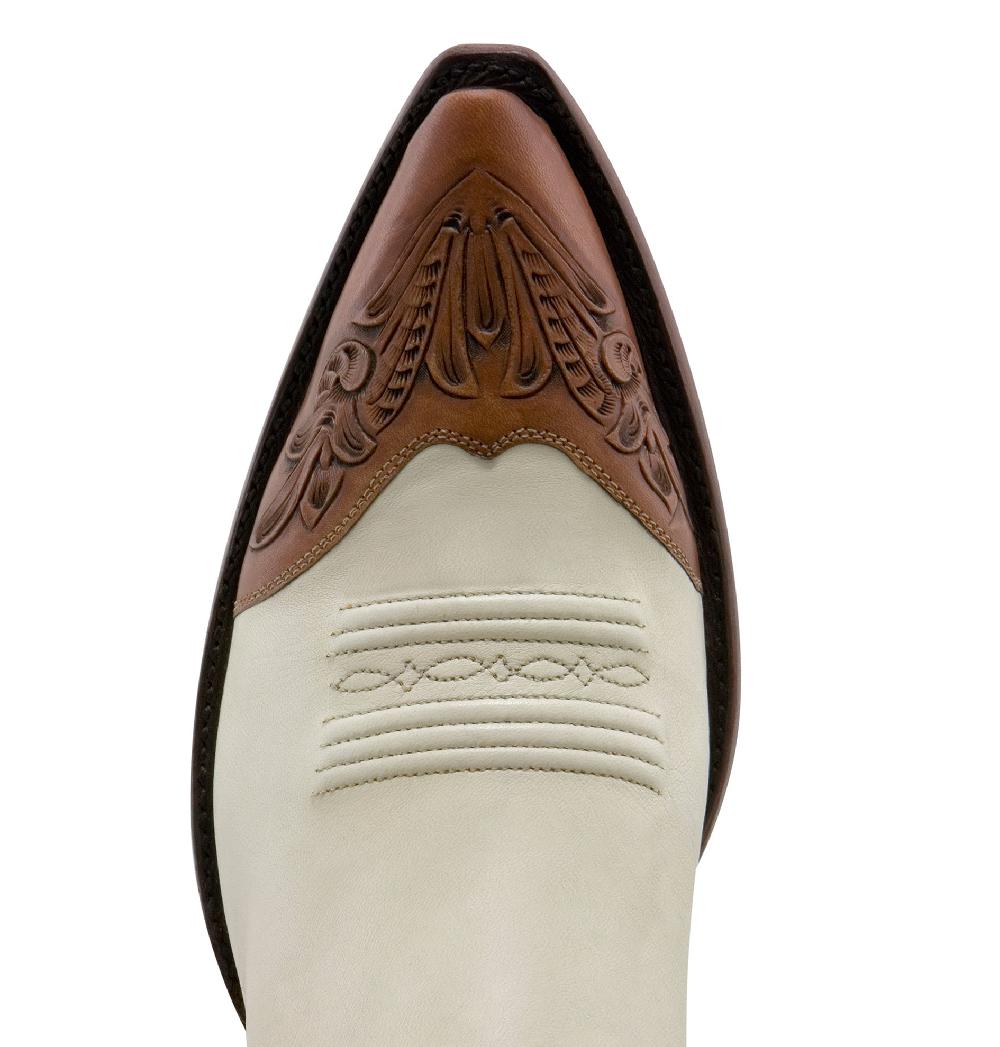 Stallion Boots & Leather Goods Roxy Costner