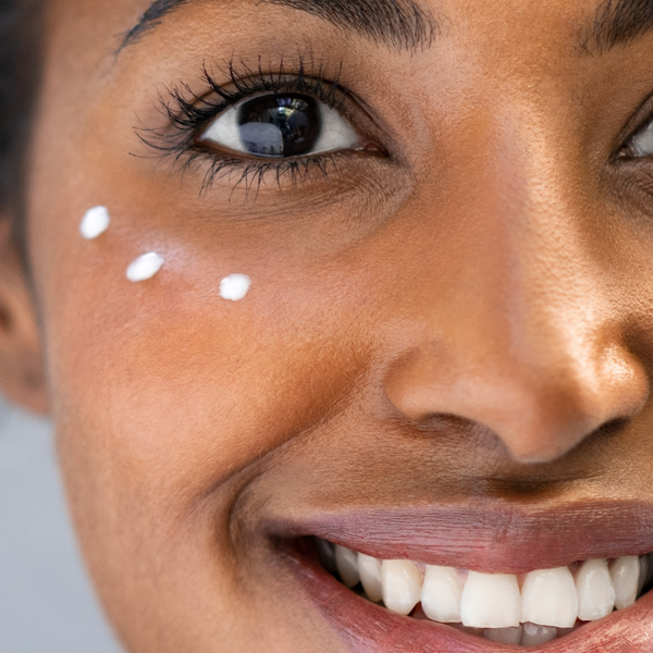 Standard Brightening Eye Cream With Niacinamide